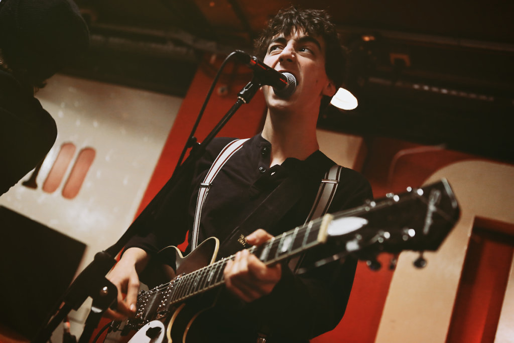 TwinPeaks-100Club-London-170215-SaraAmroussiGilissen-8.jpg
